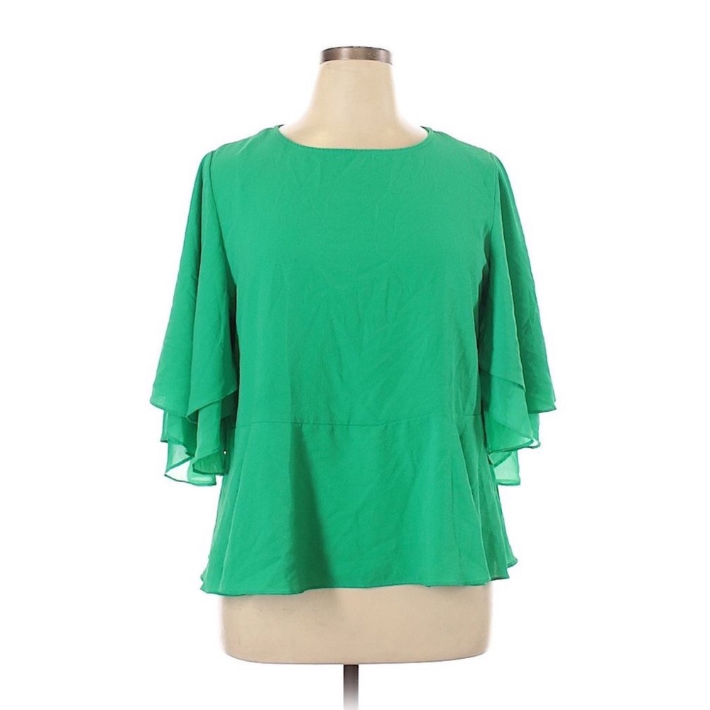 Gibson & Latimer 
Apple Green Ruffle Top